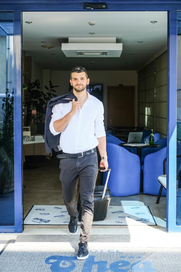 Hotel Thea بيلاريا-إيجيا مارينا المظهر الخارجي الصورة