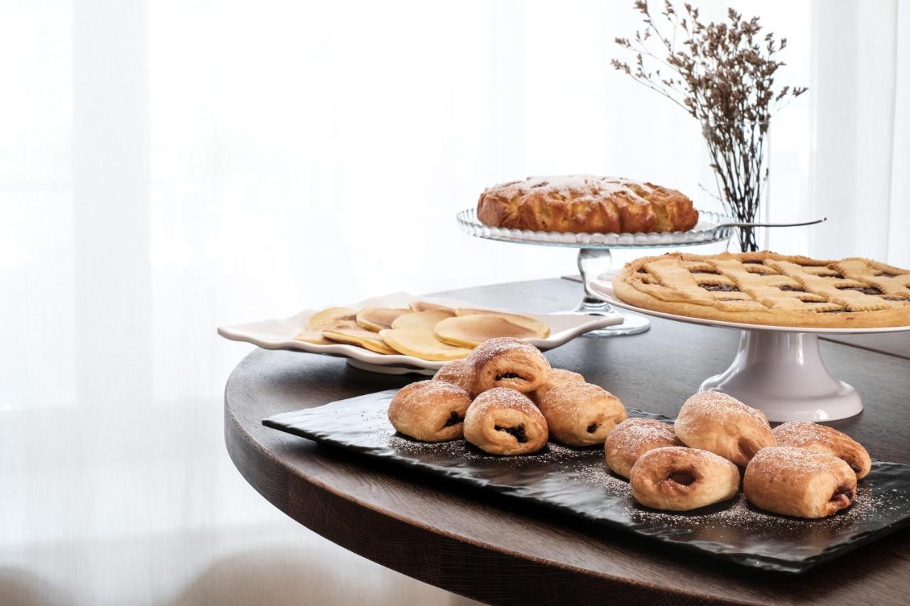 Hotel Thea بيلاريا-إيجيا مارينا المظهر الخارجي الصورة